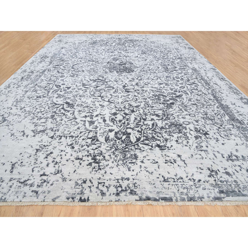 R64083%20003