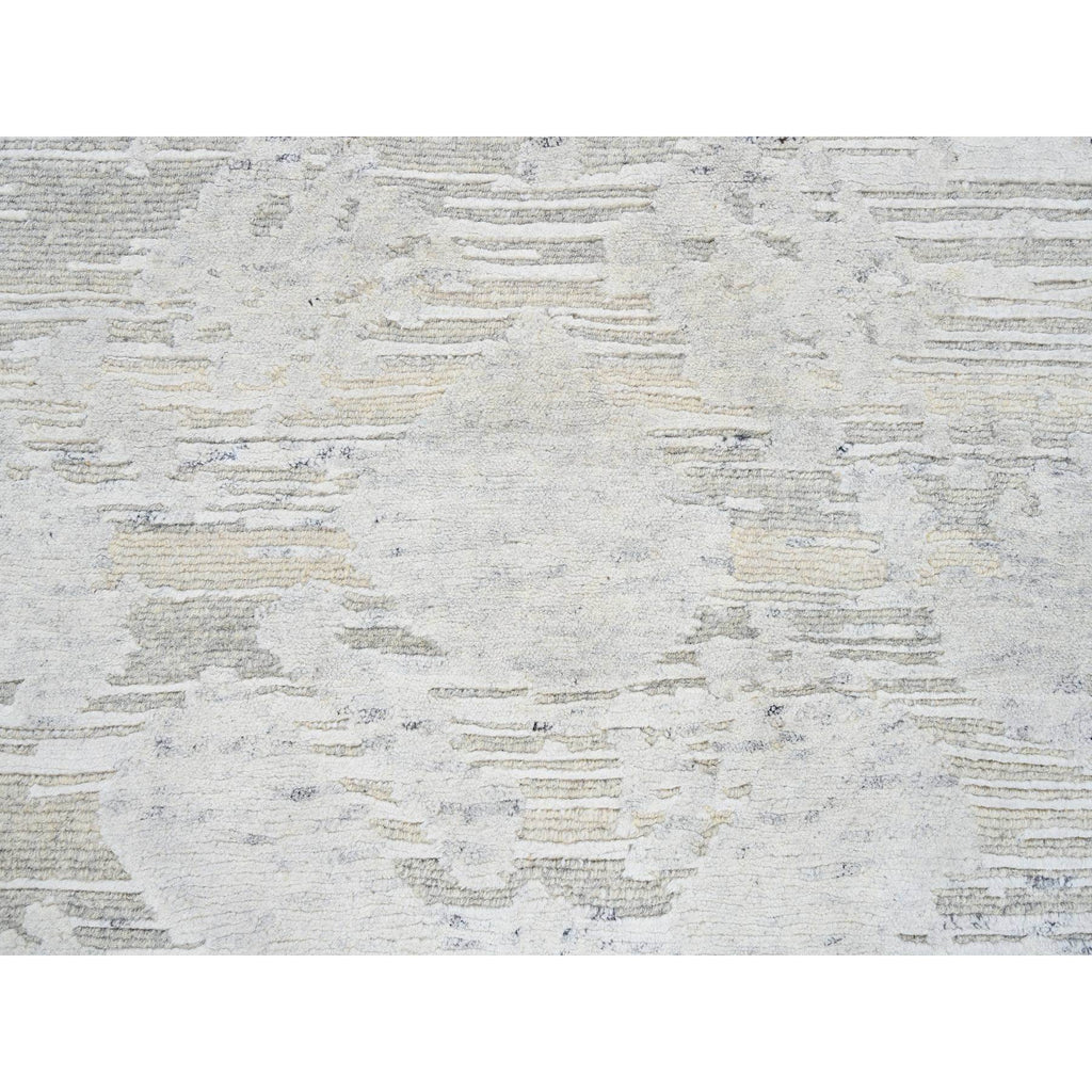R64136%20005