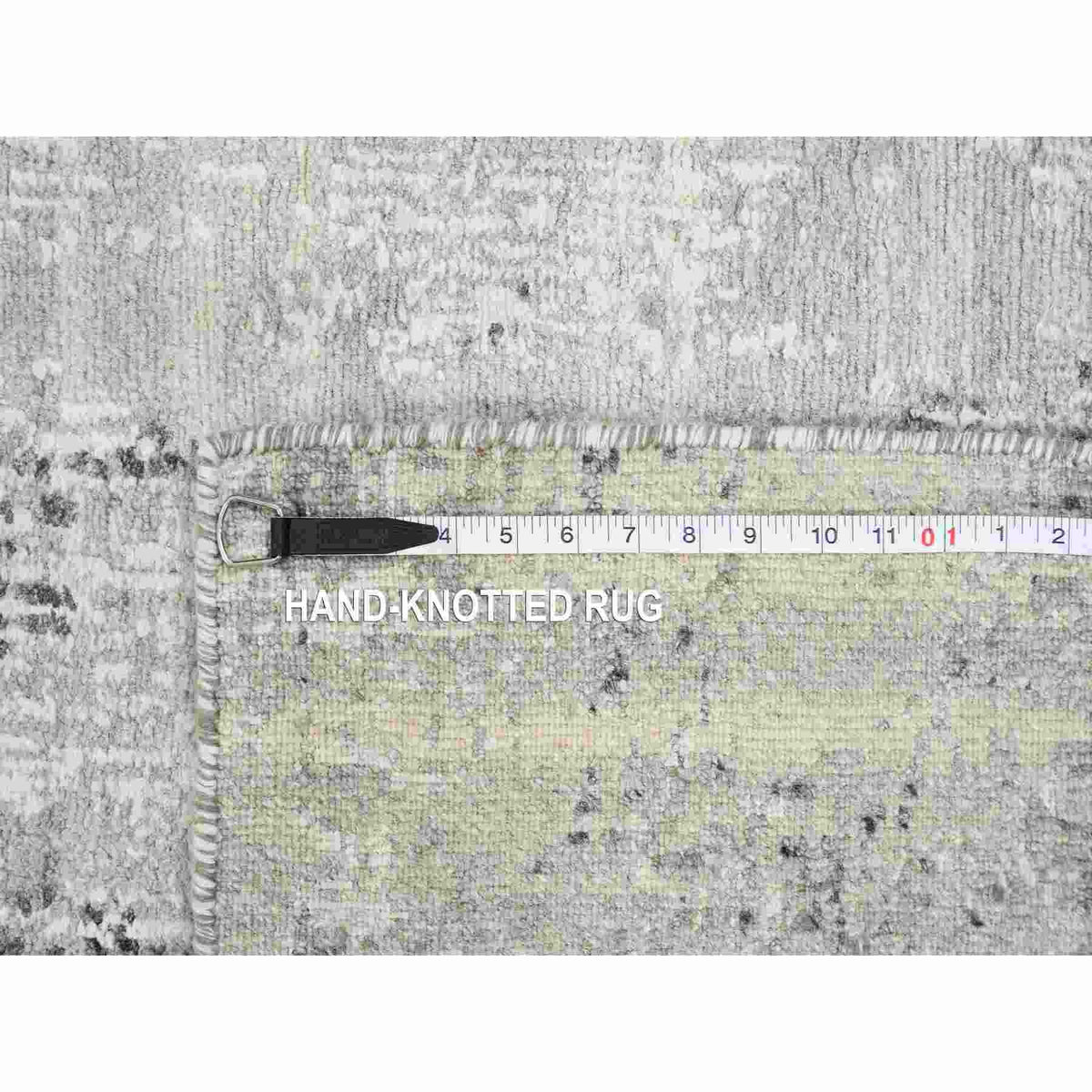 R64139%20008