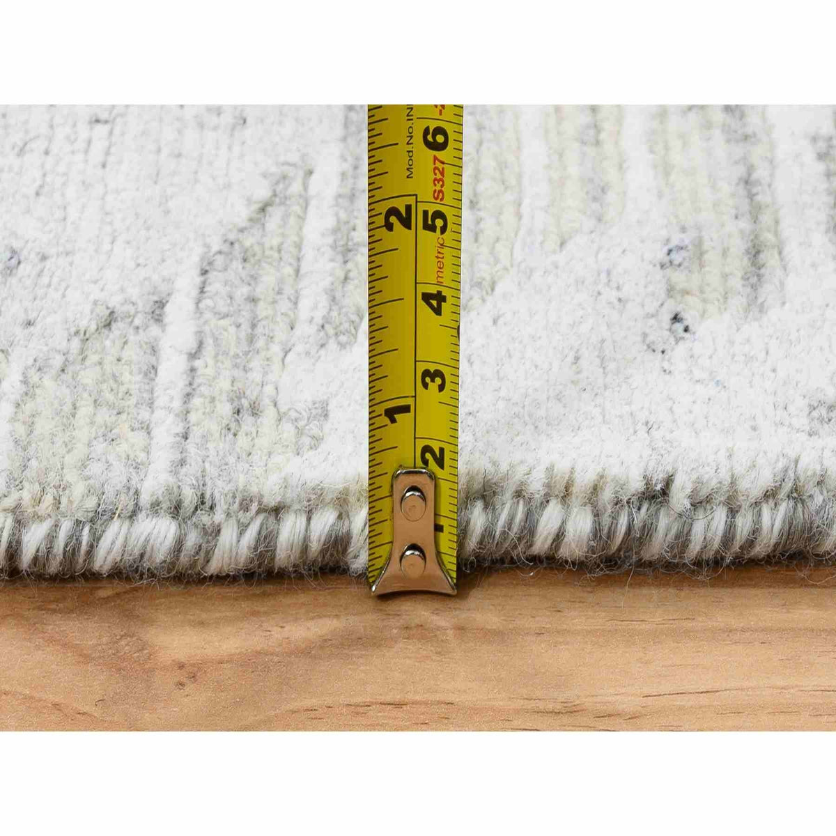 R64140%20007
