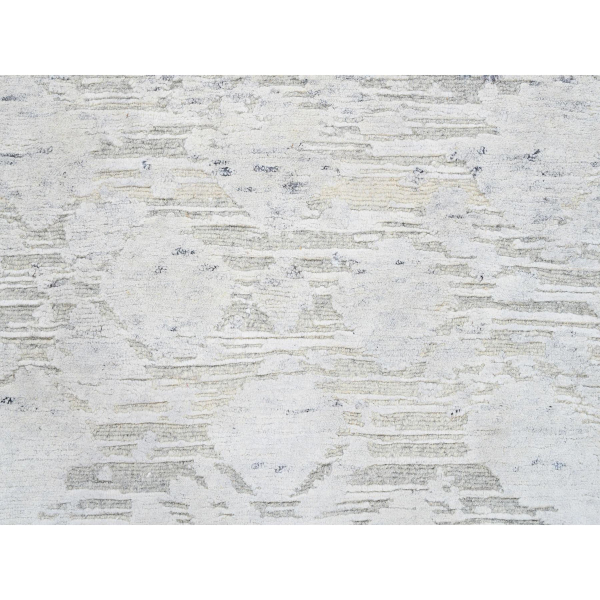 R64147%20005