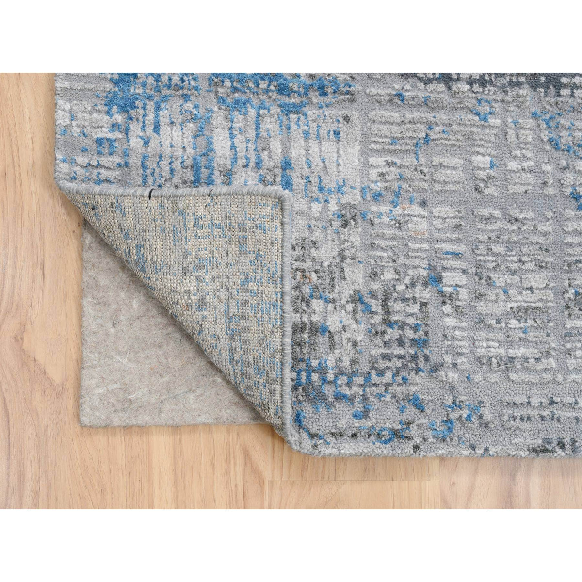 R64178%20005