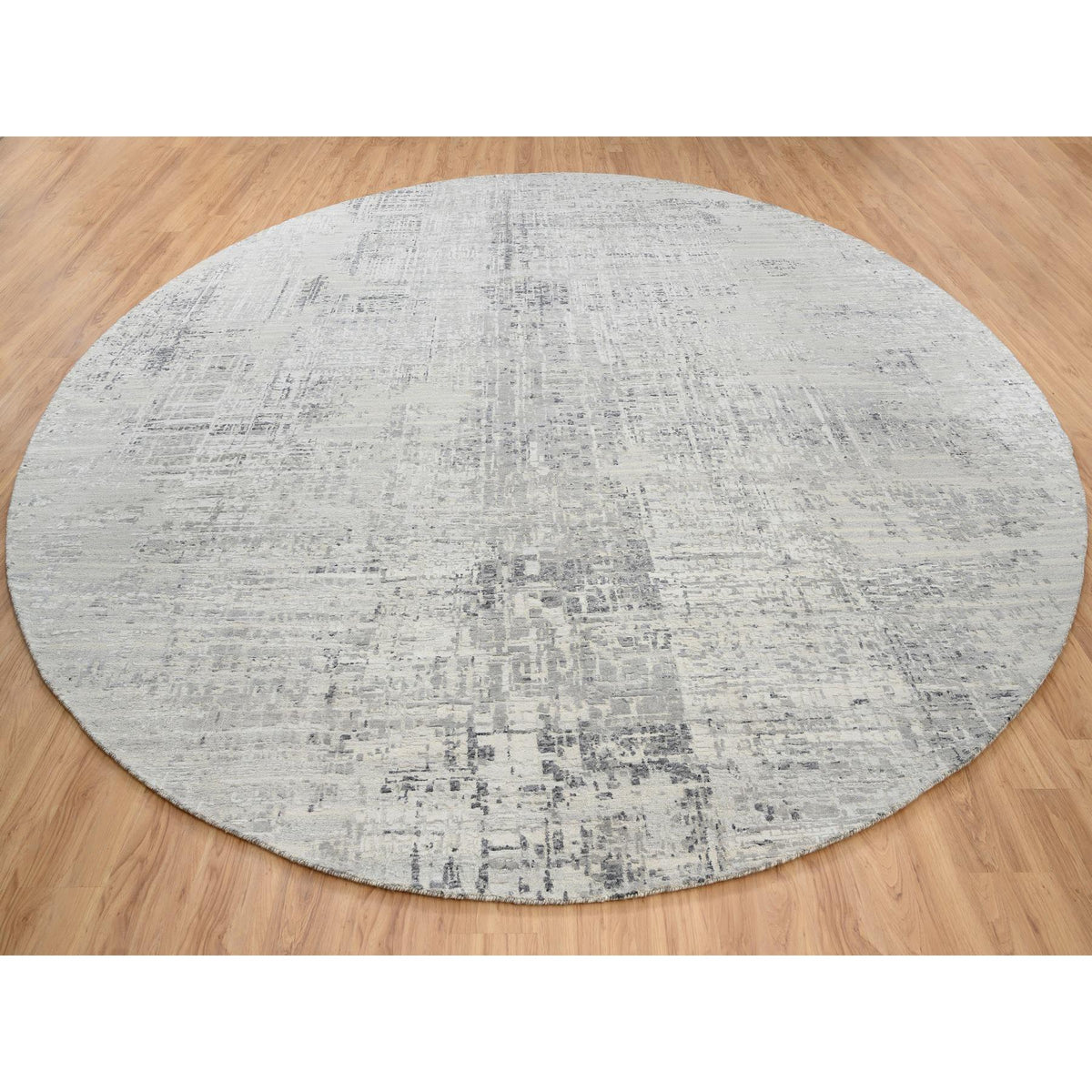 R64232%20003