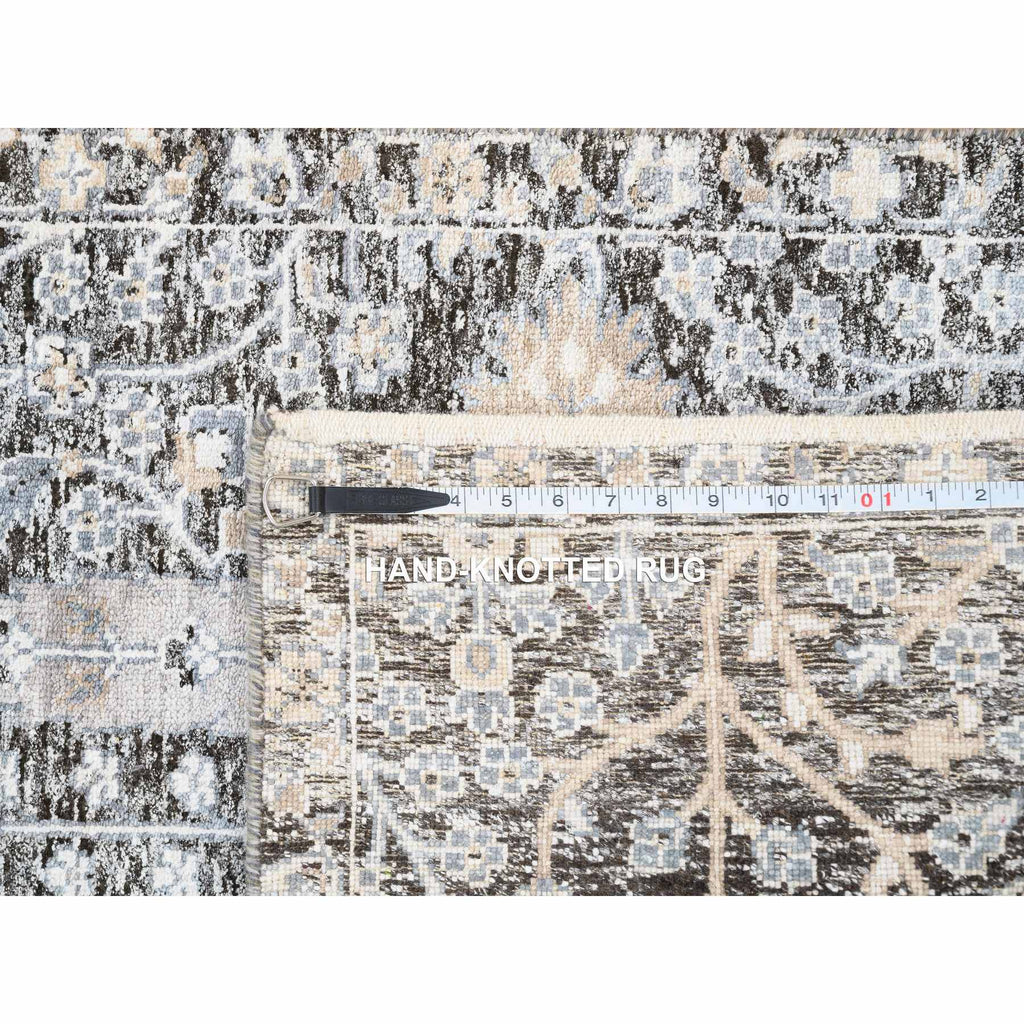 R64421%20008