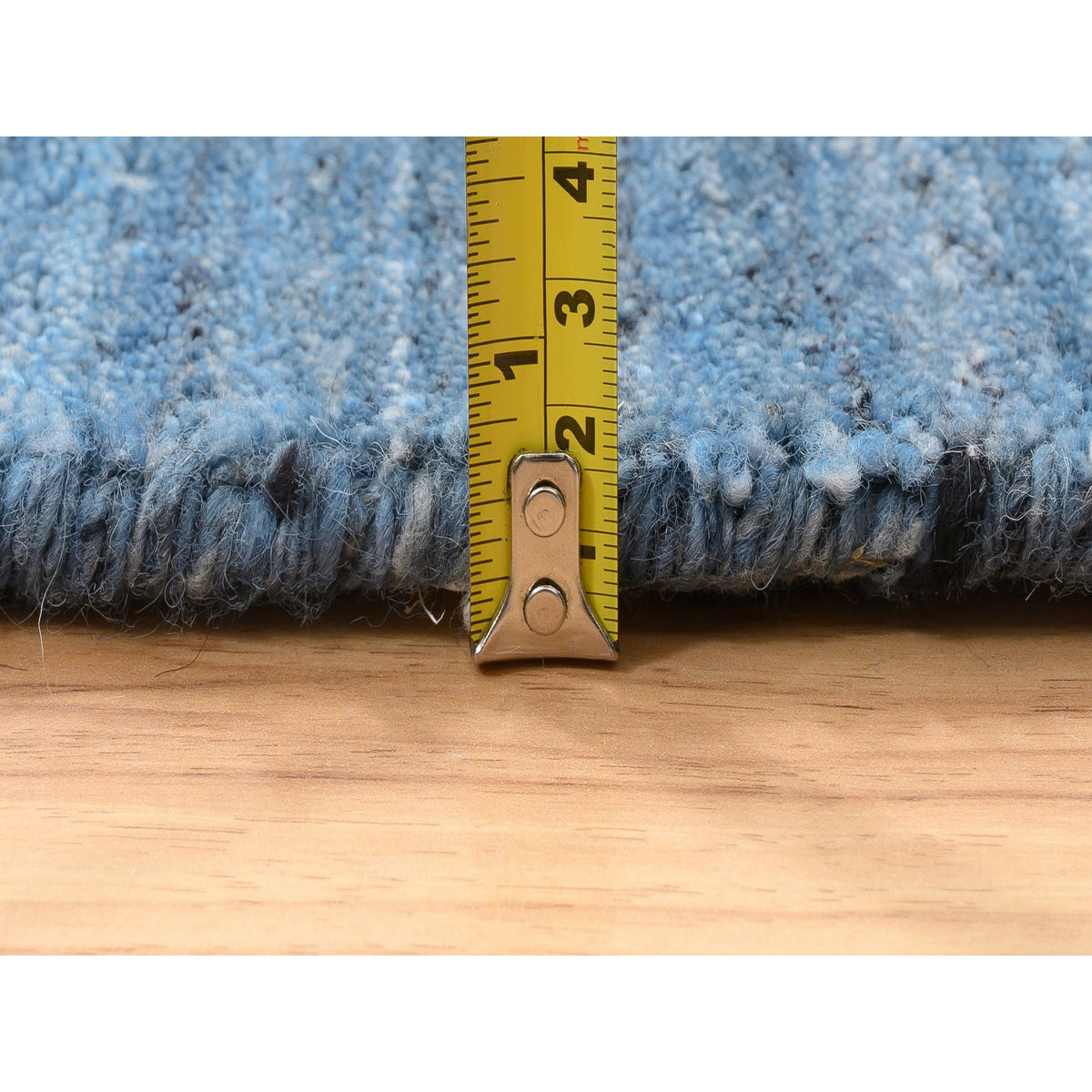 R64582%20007