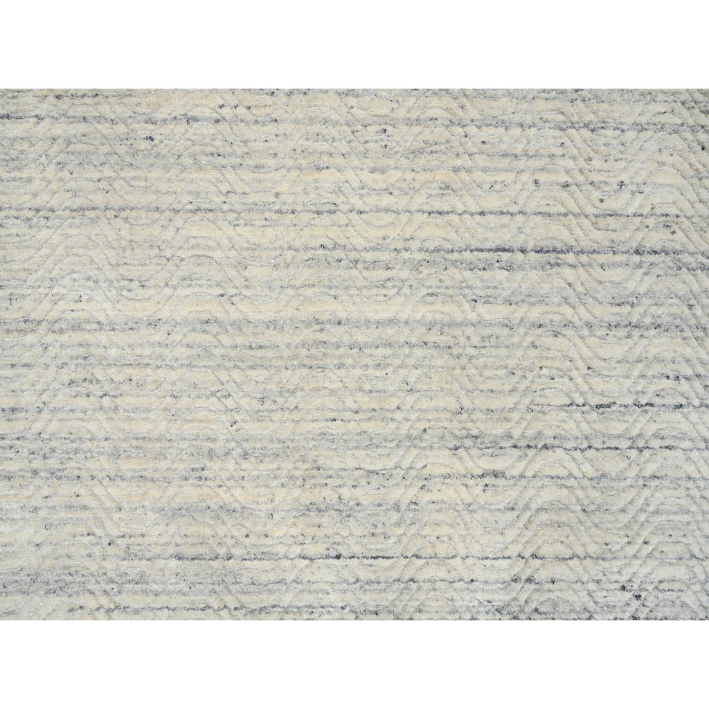 R64590%20009