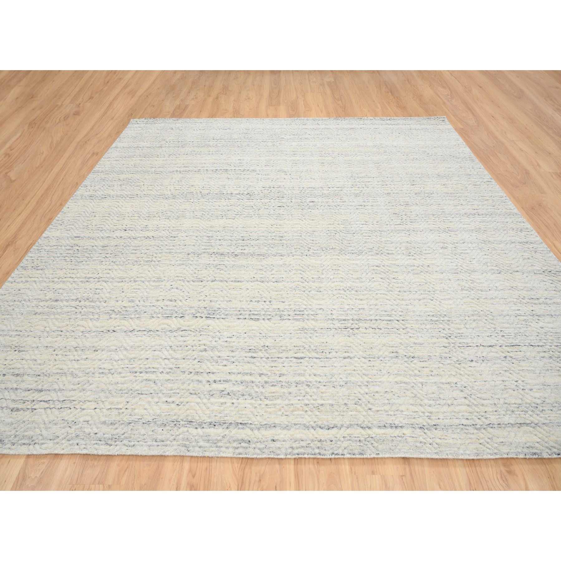 R64594%20003