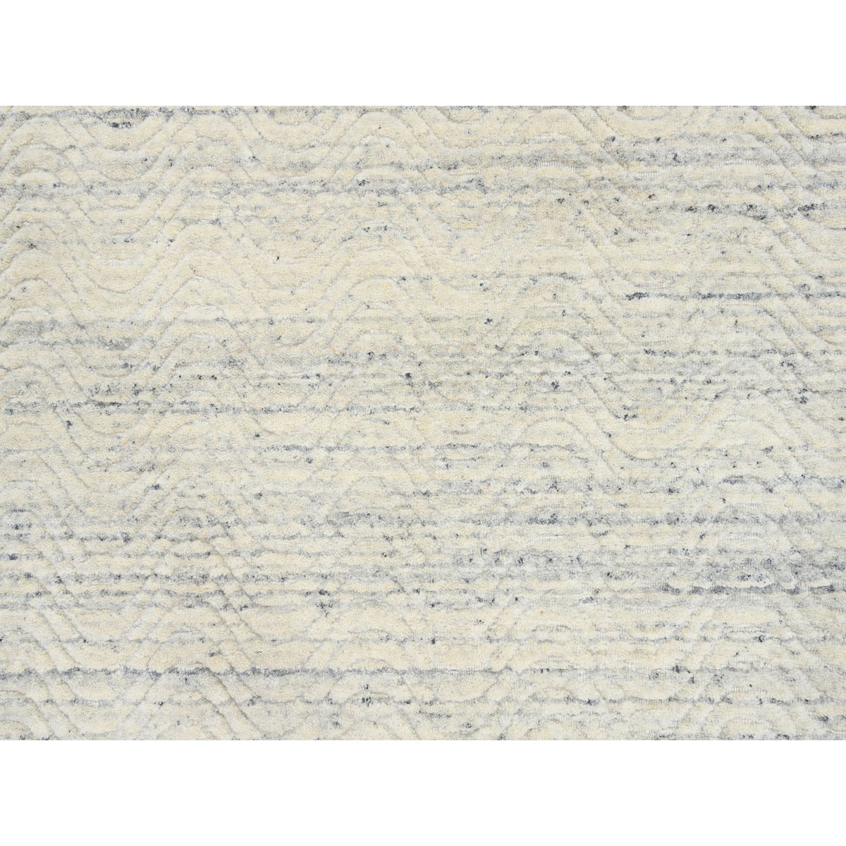 R64606%20009