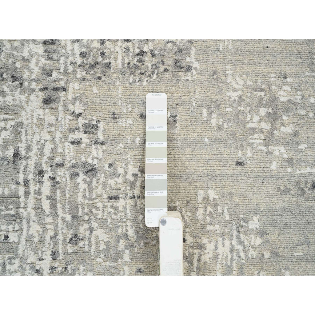 R64689%20008