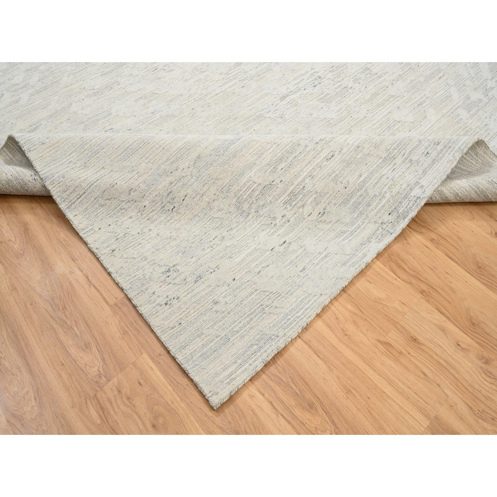 R64690%20007
