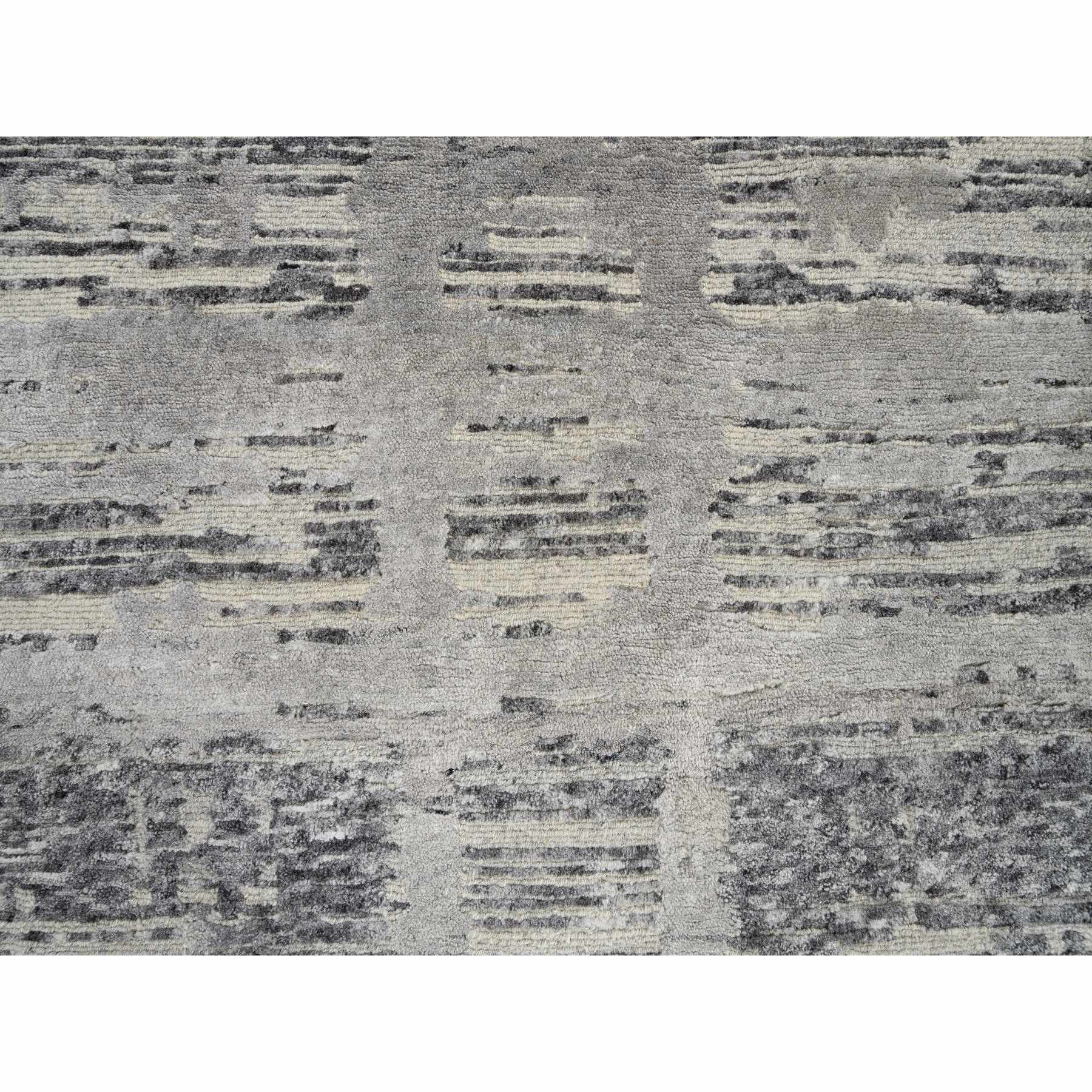 R64695%20005