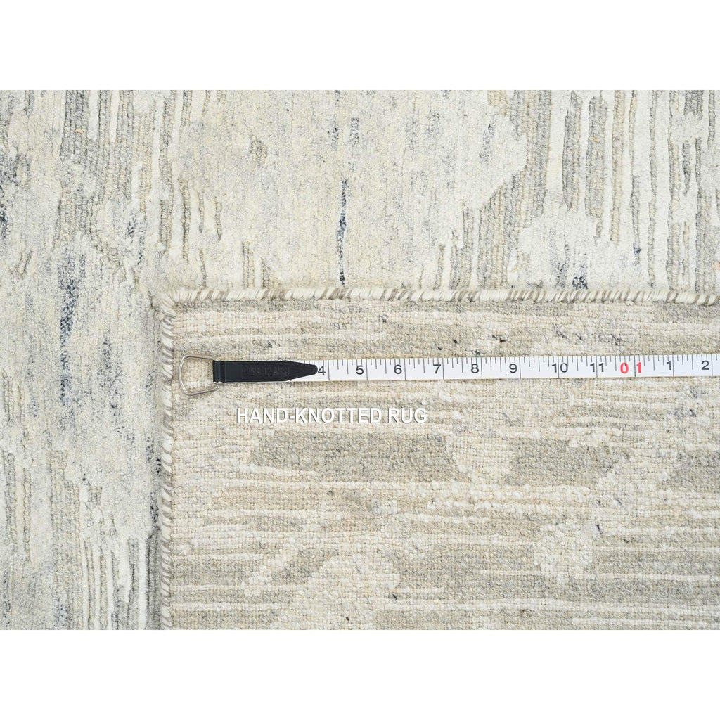 R64699%20008