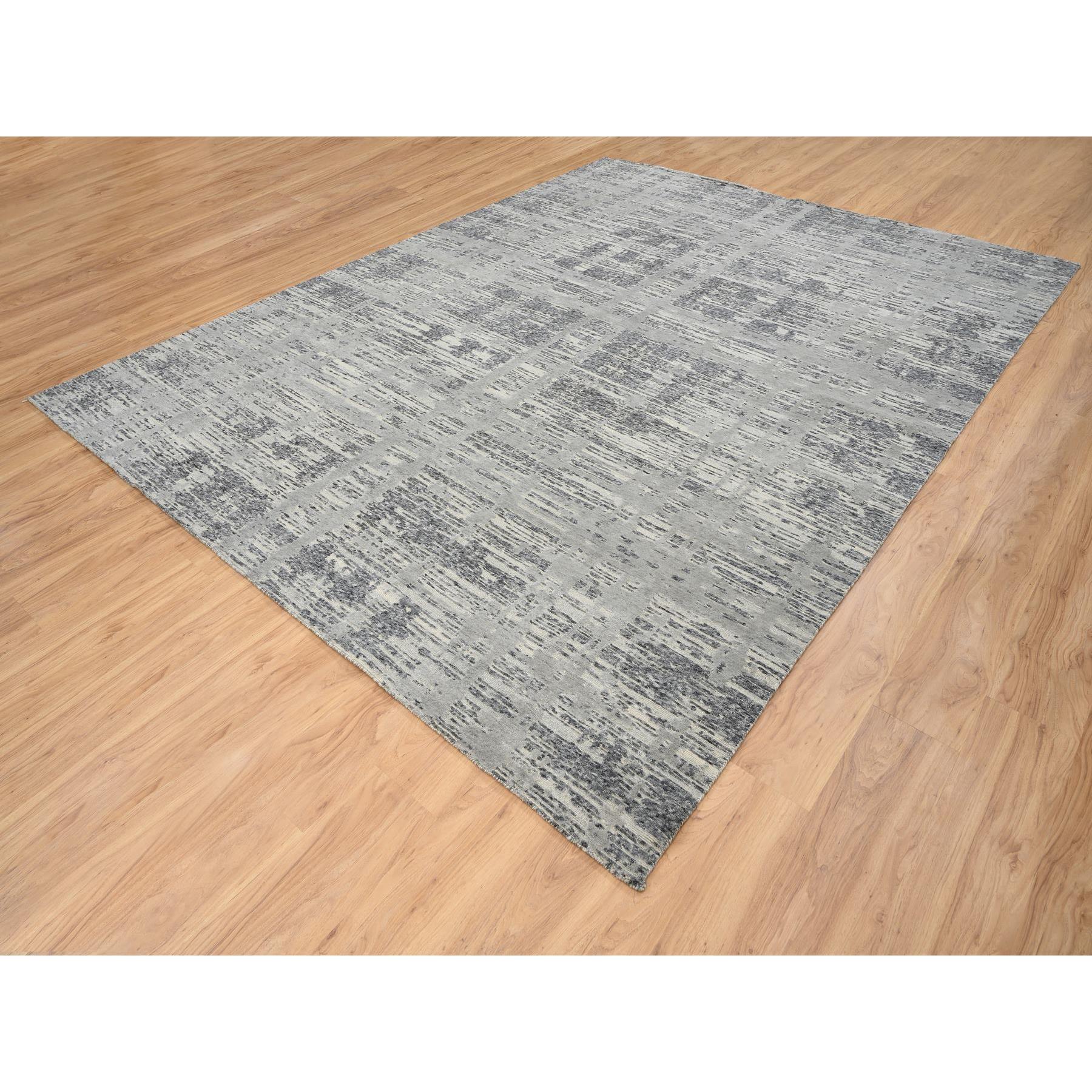 R64704%20004
