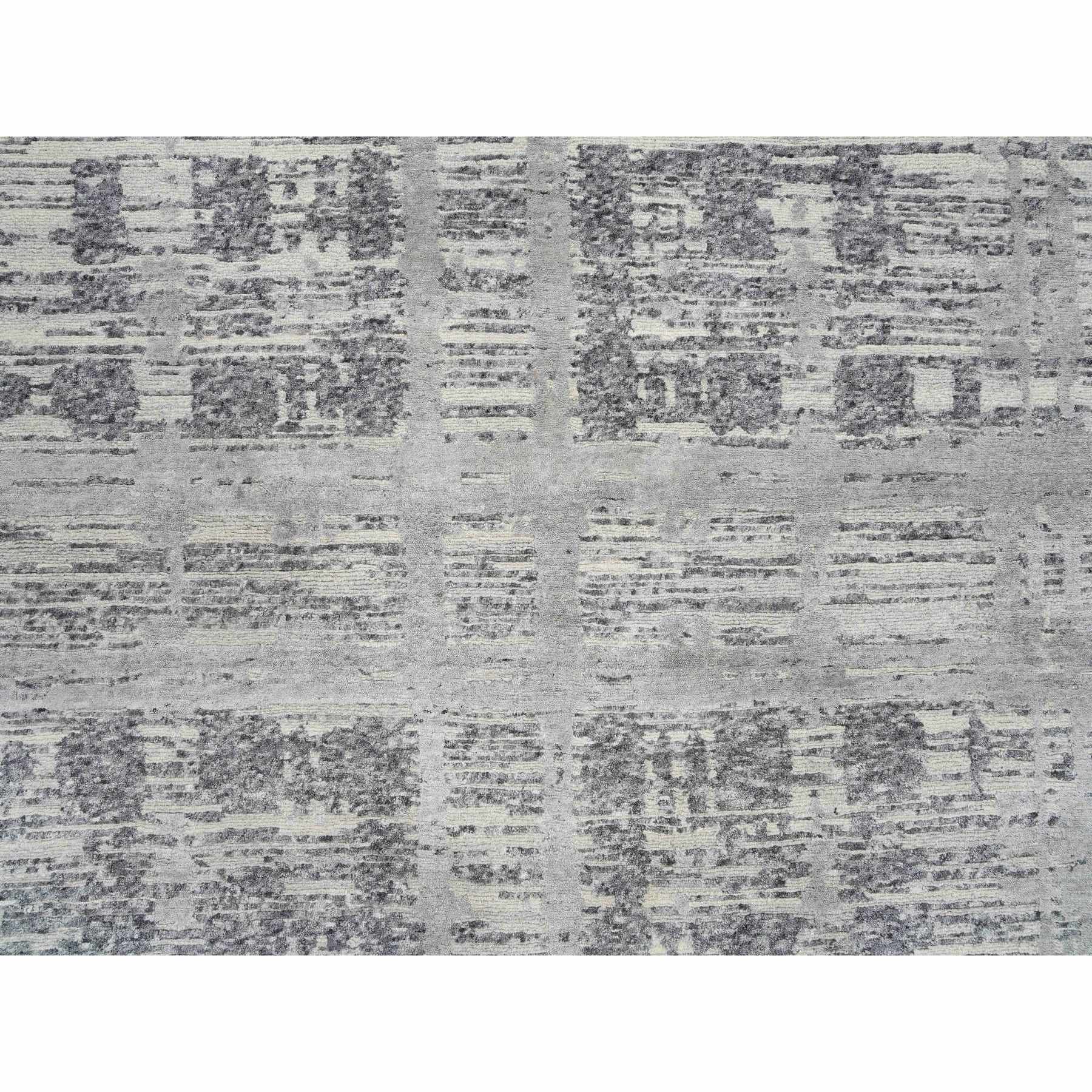 R64710%20009