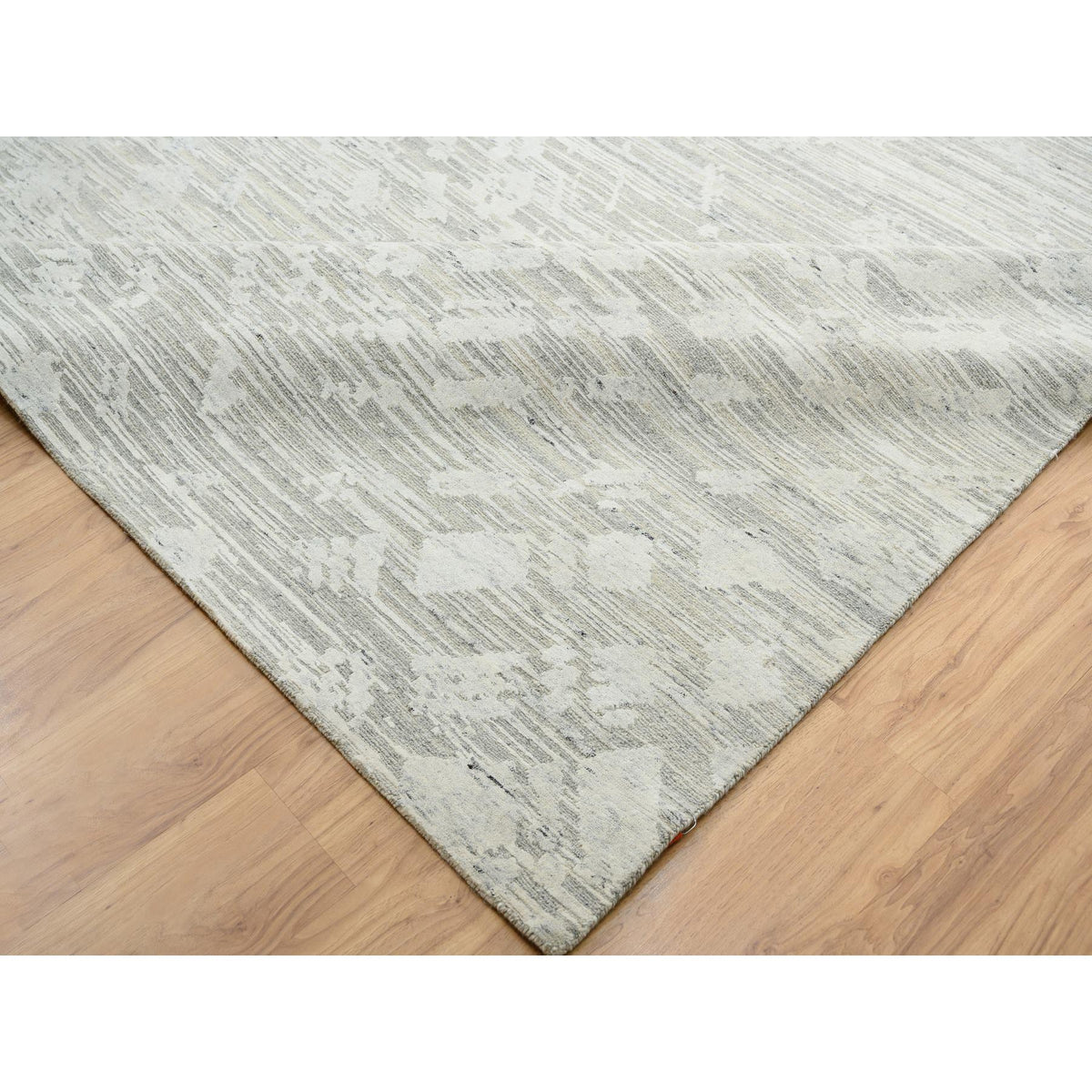 R64712%20007