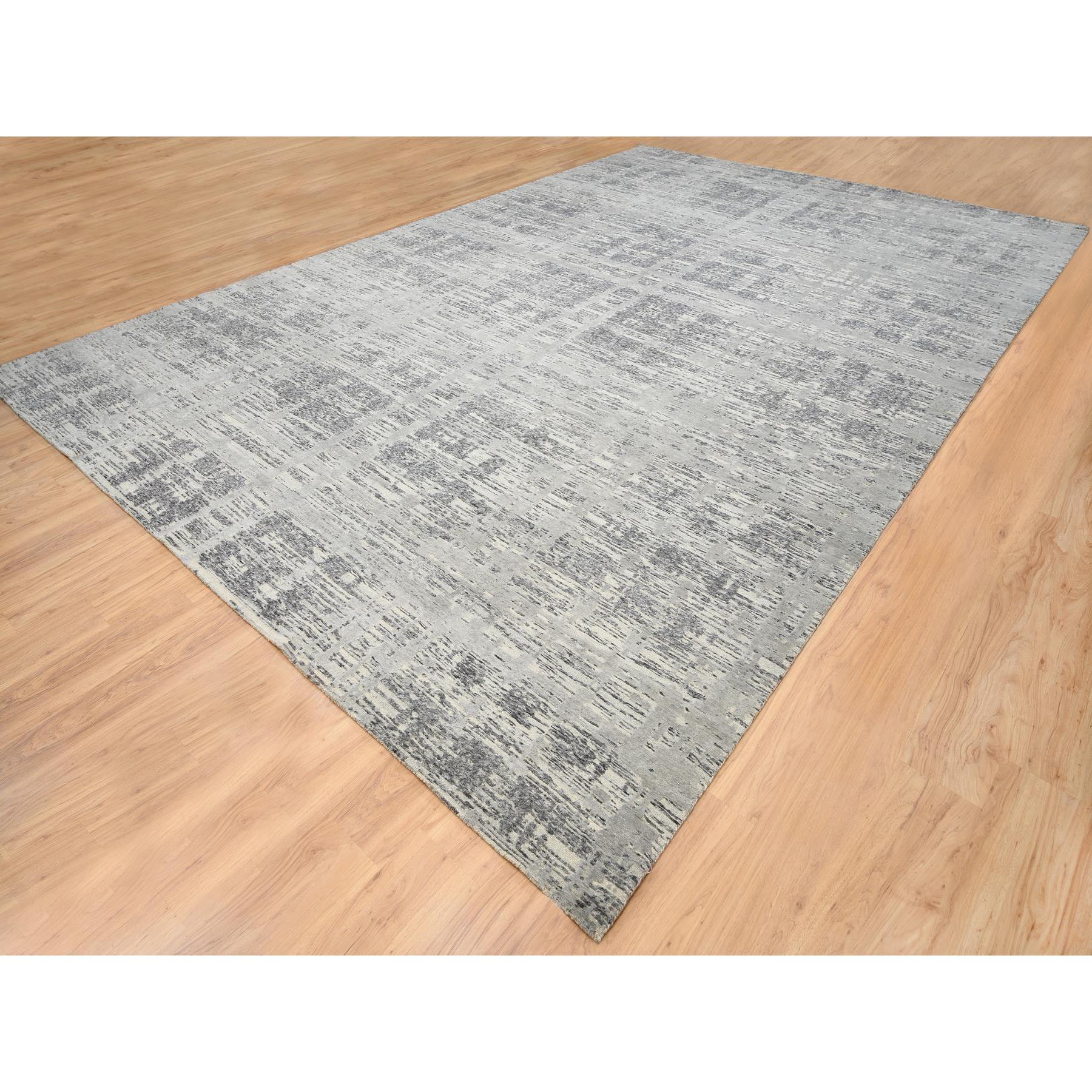 R64714%20004