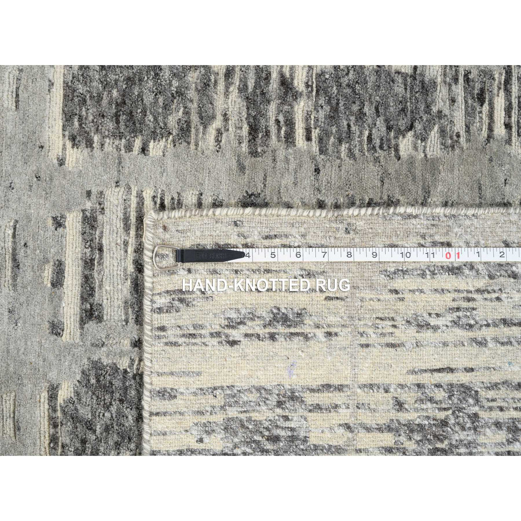 R64717%20008