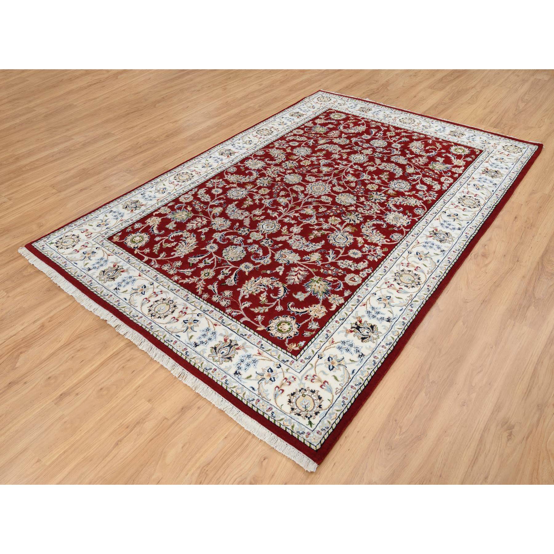 R64722%20004