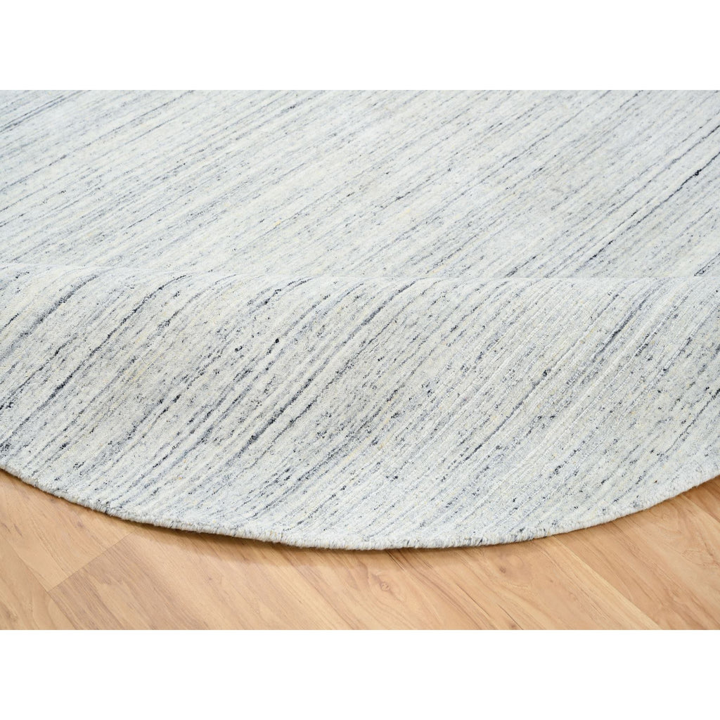 R64772%20007