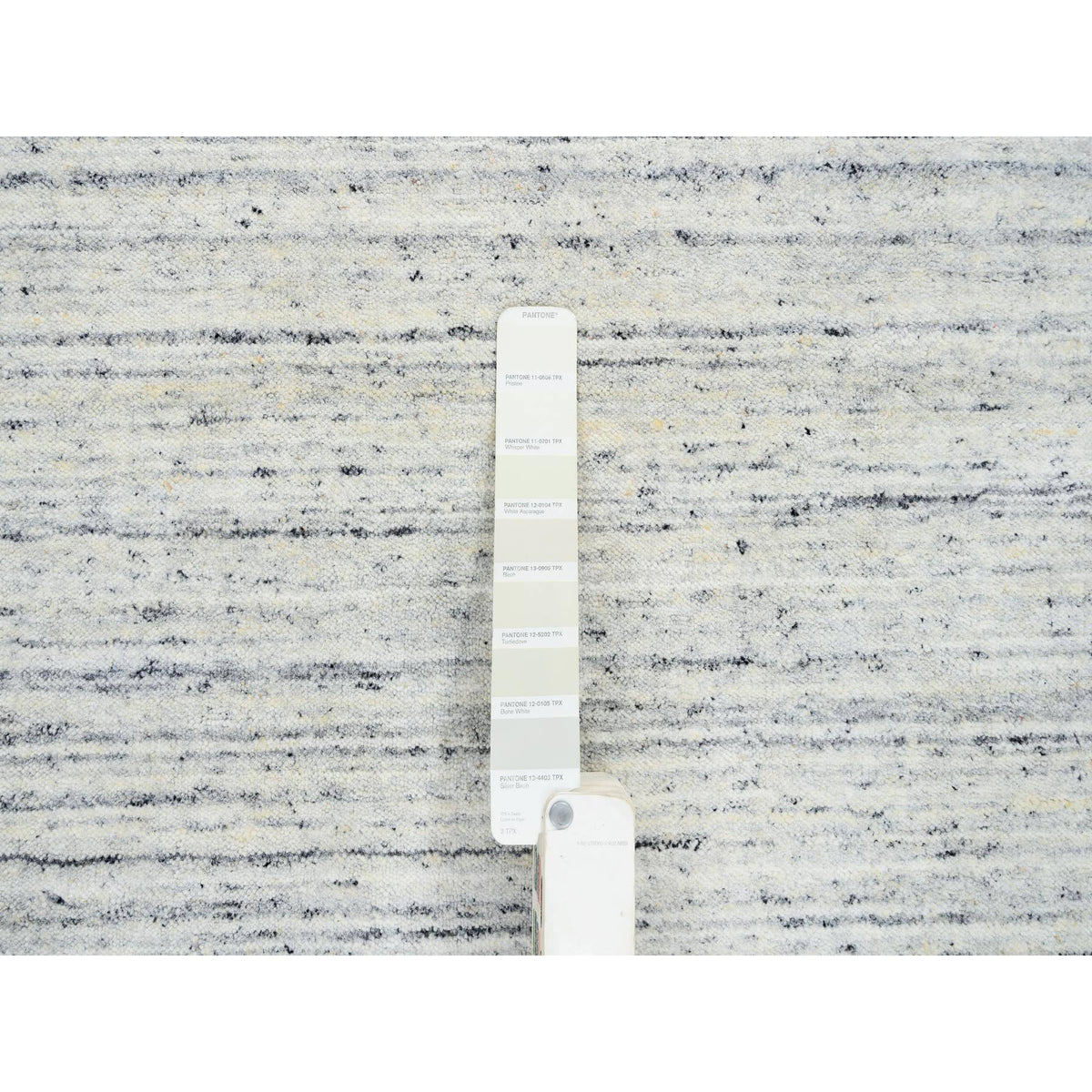R64772%20008