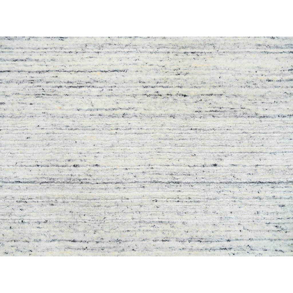 R64772%20009