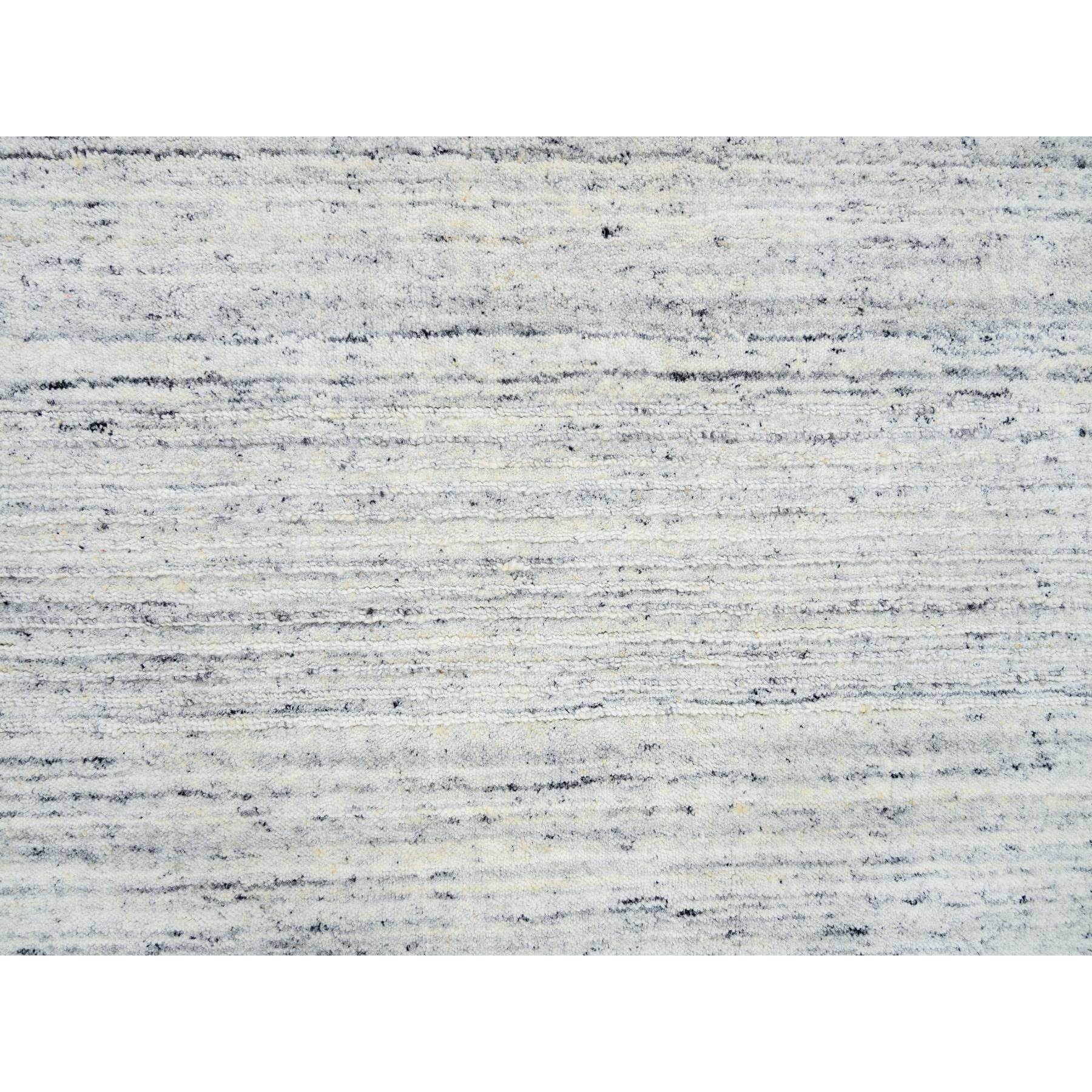 R64773%20005