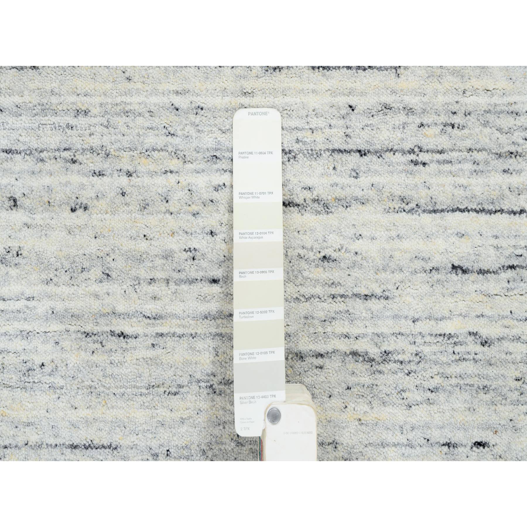 R64774%20004