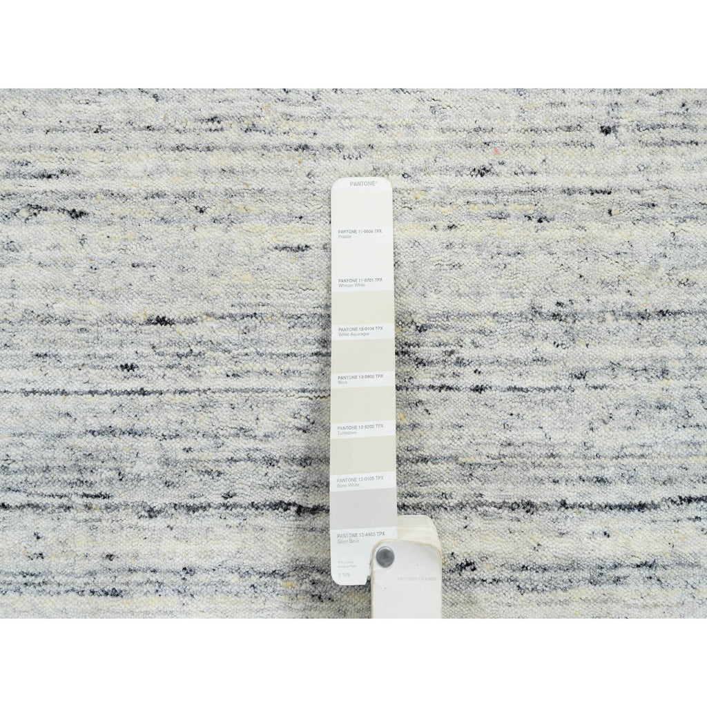 R64778%20004
