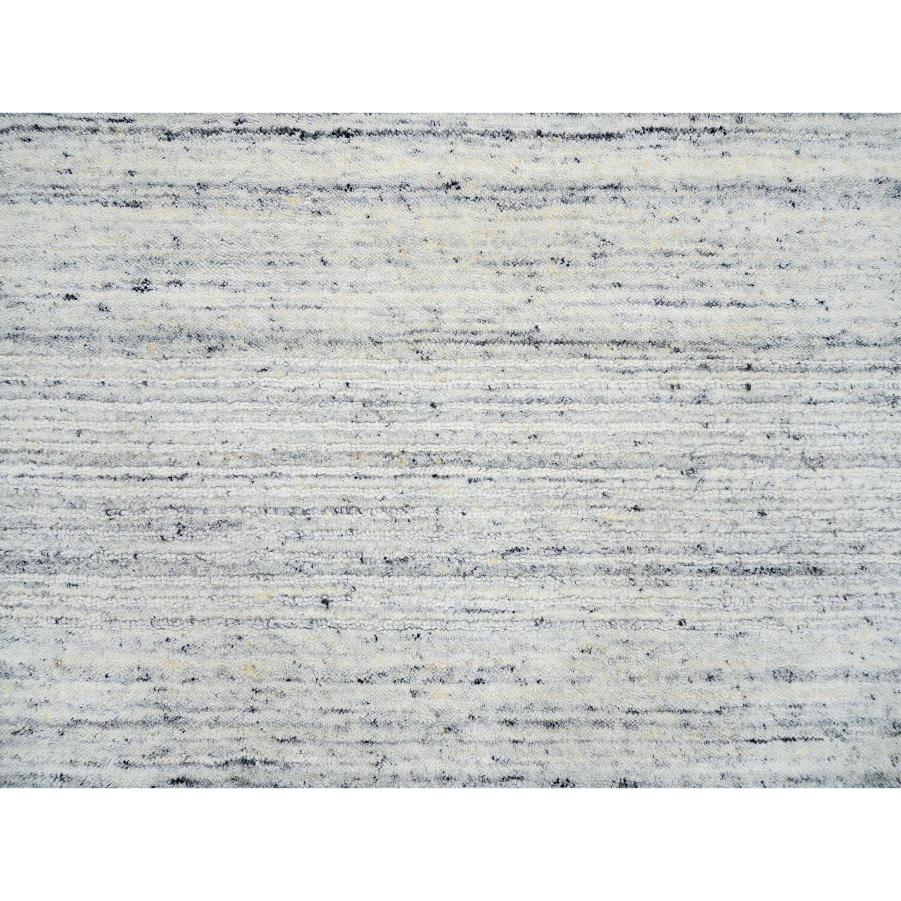 R64778%20005