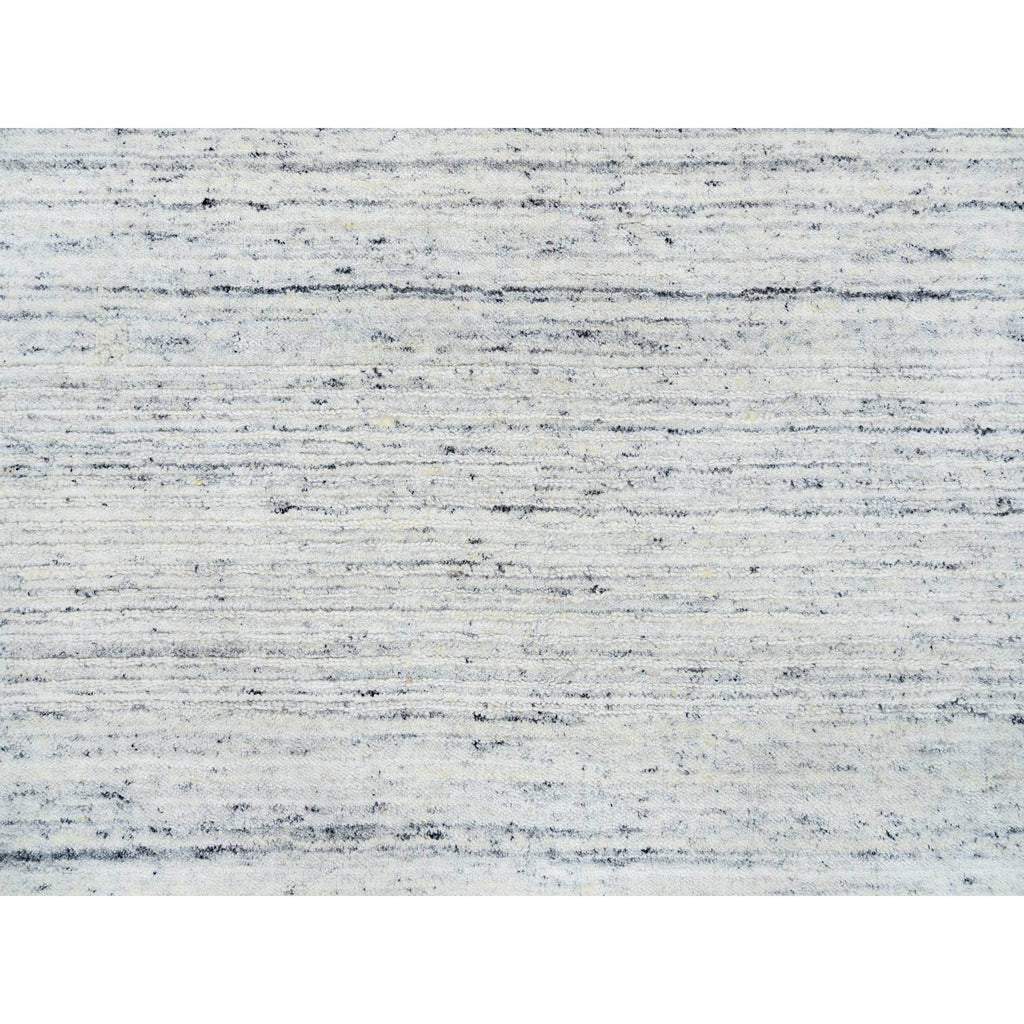 R64779%20005