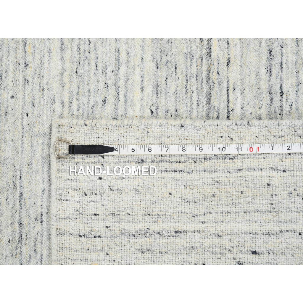 R64780%20008