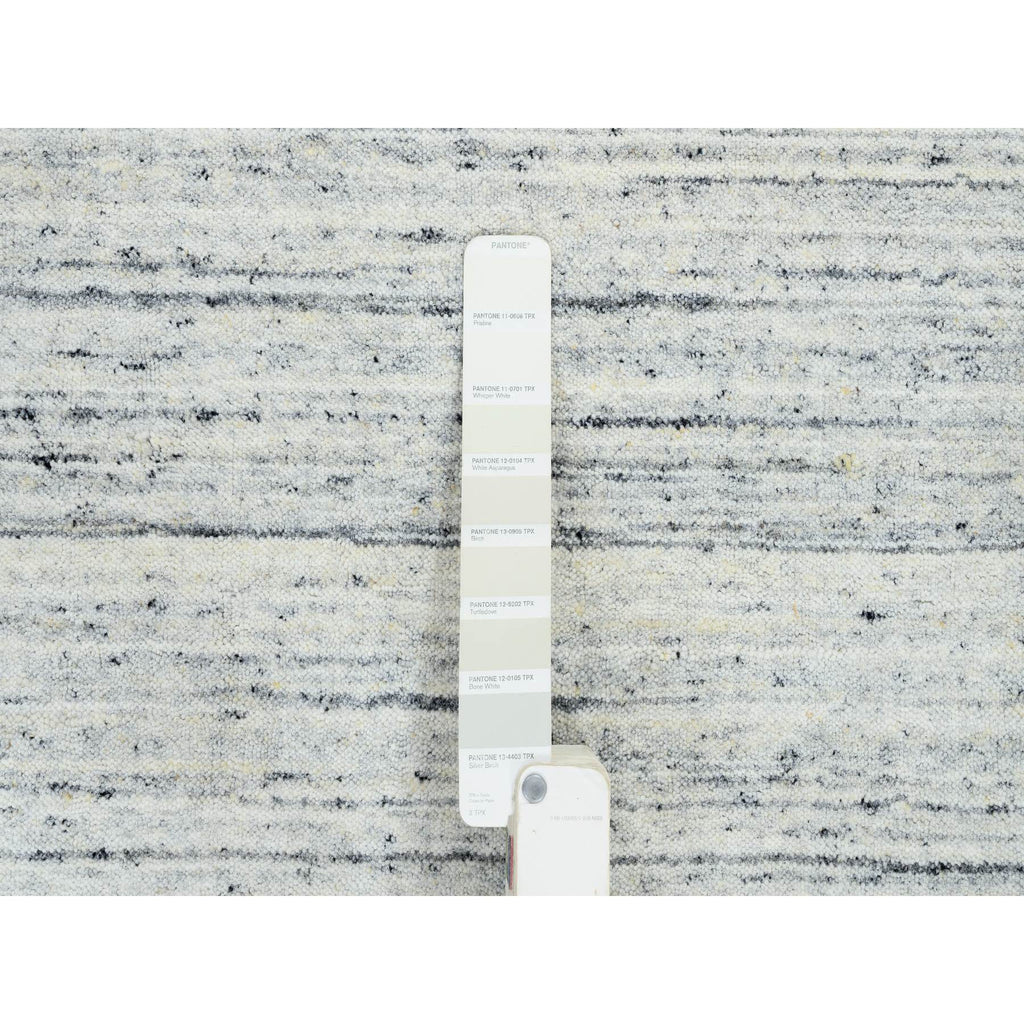 R64788%20008