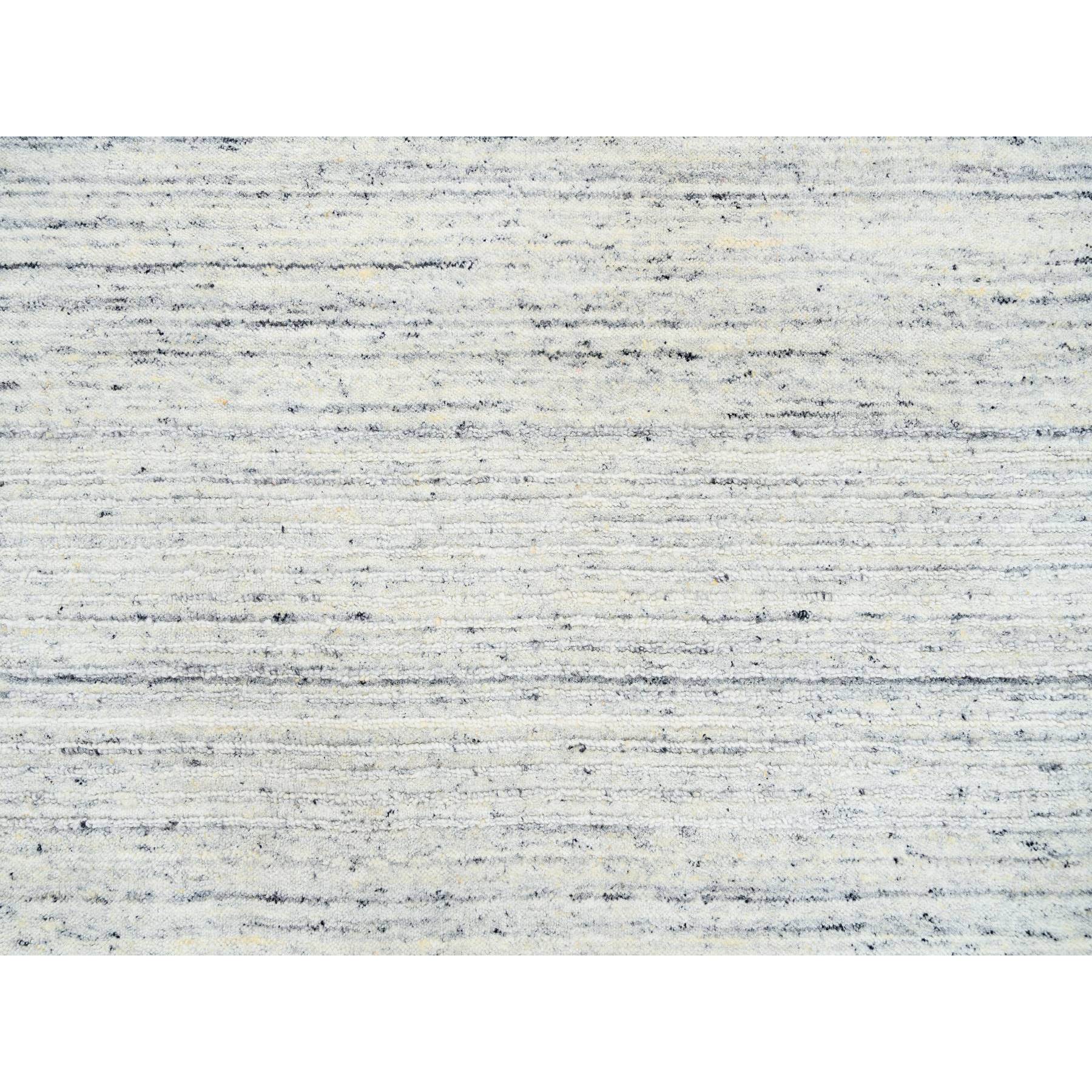 R64794%20009