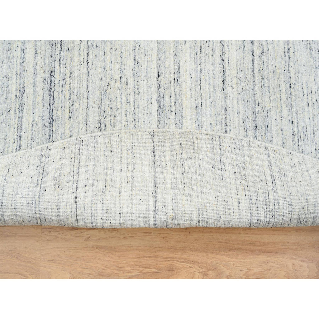 R64795%20005