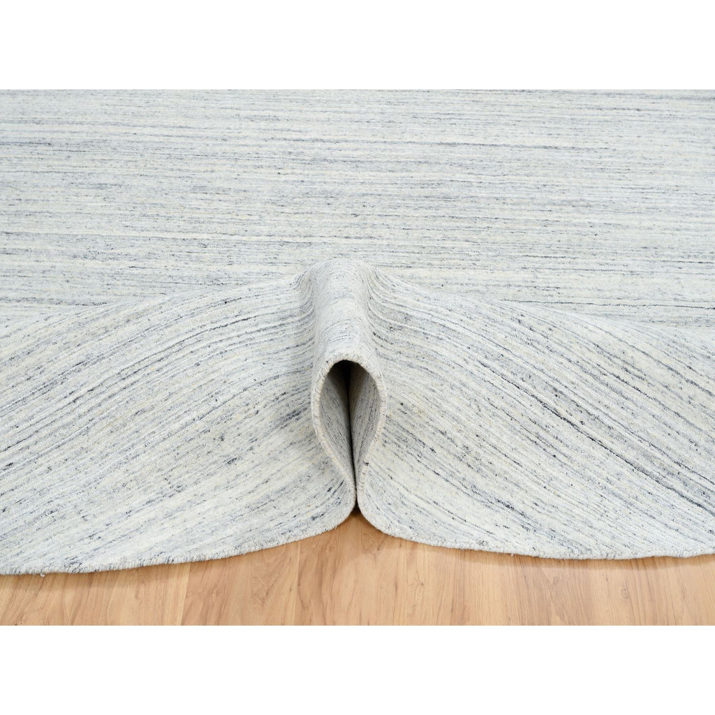 R64795%20006