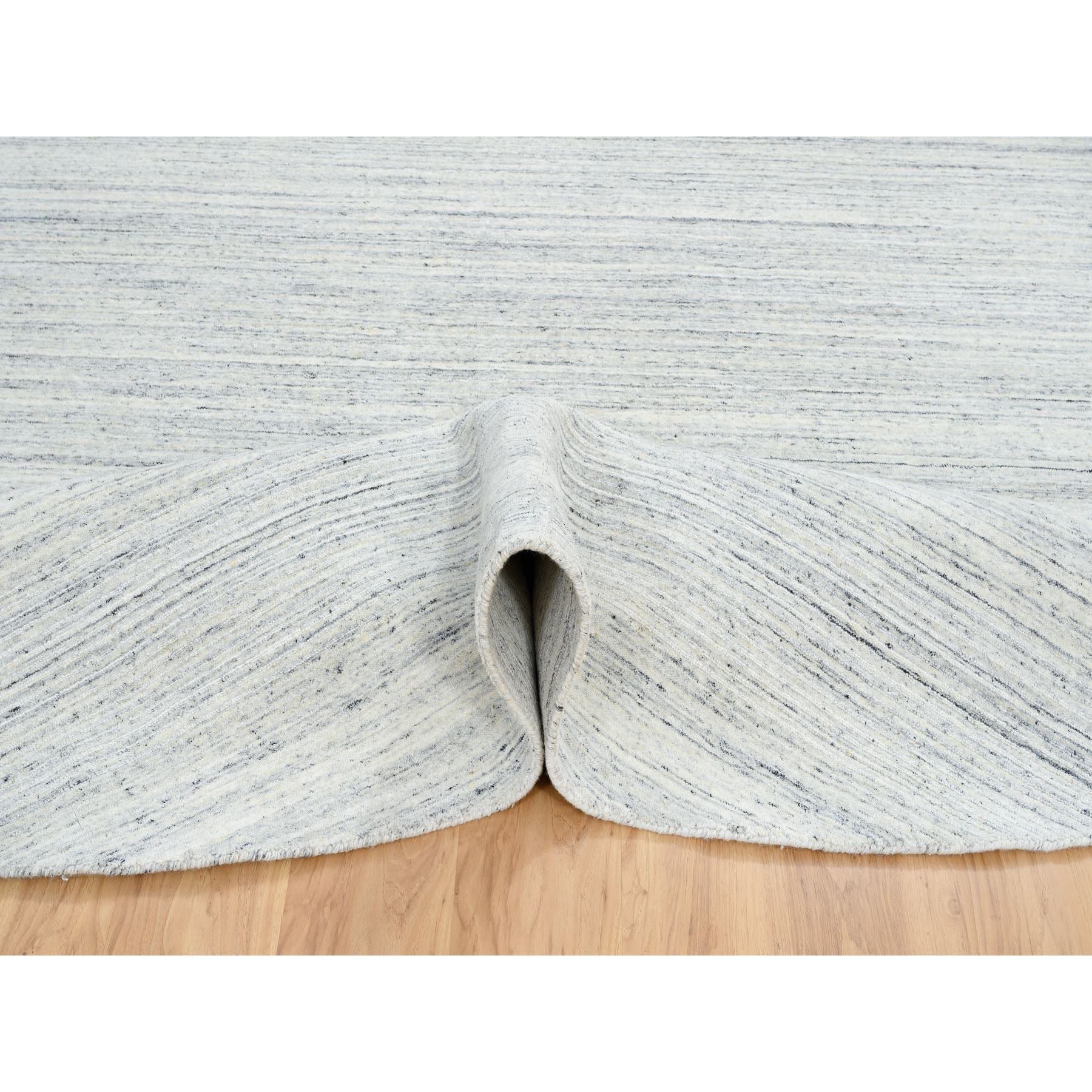 R64795%20006