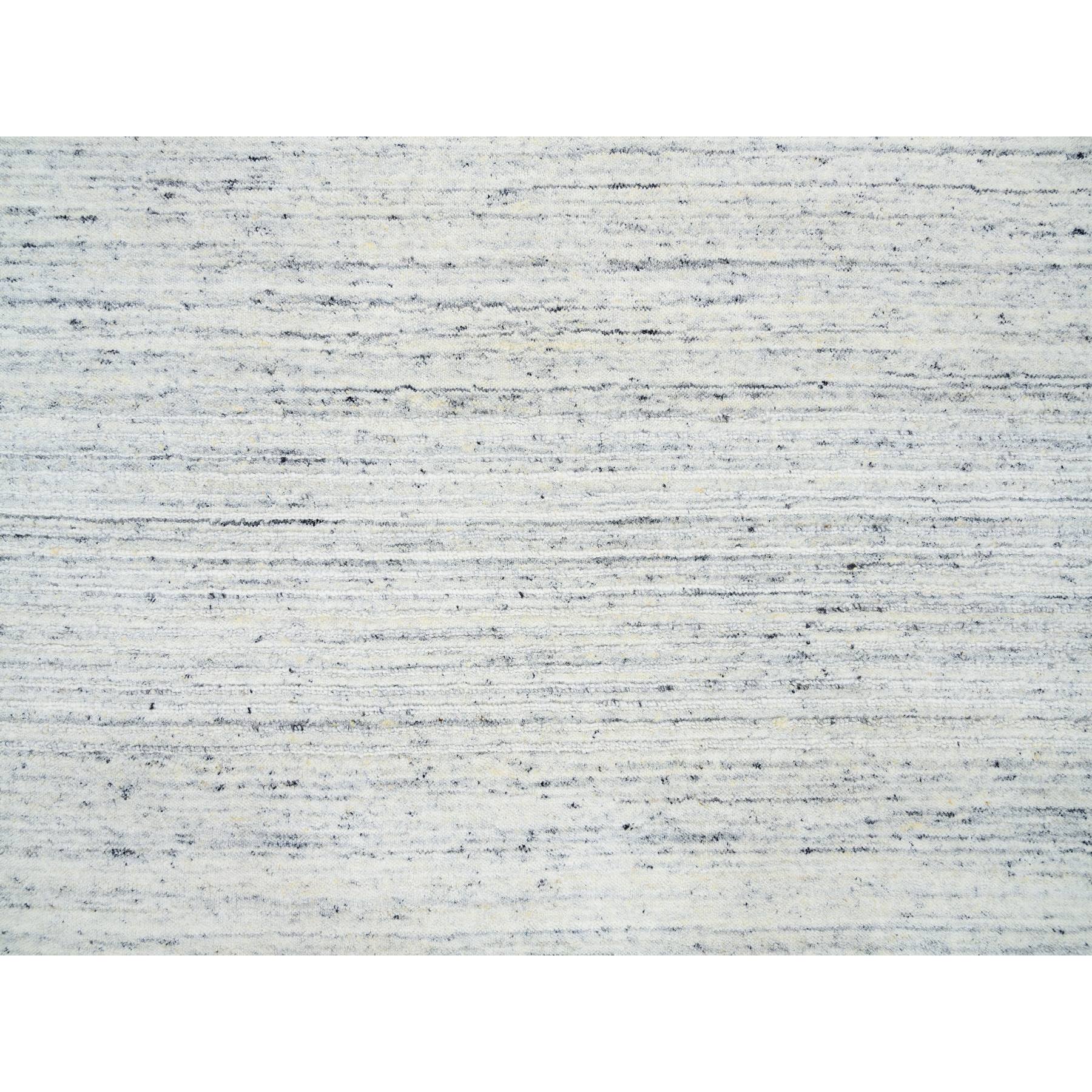 R64795%20009