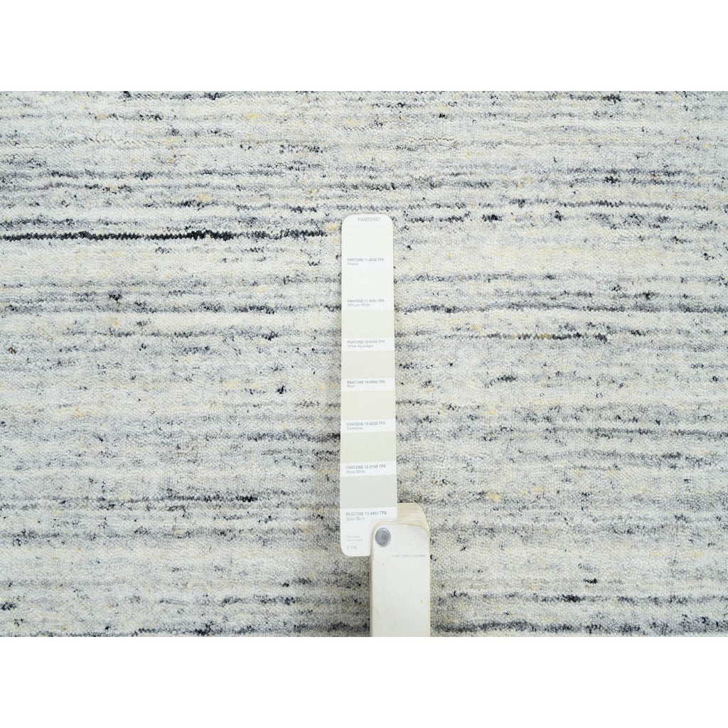 R64796%20008
