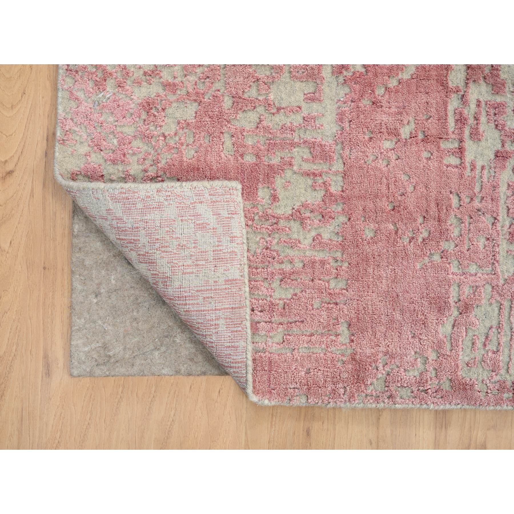 R64836%20005