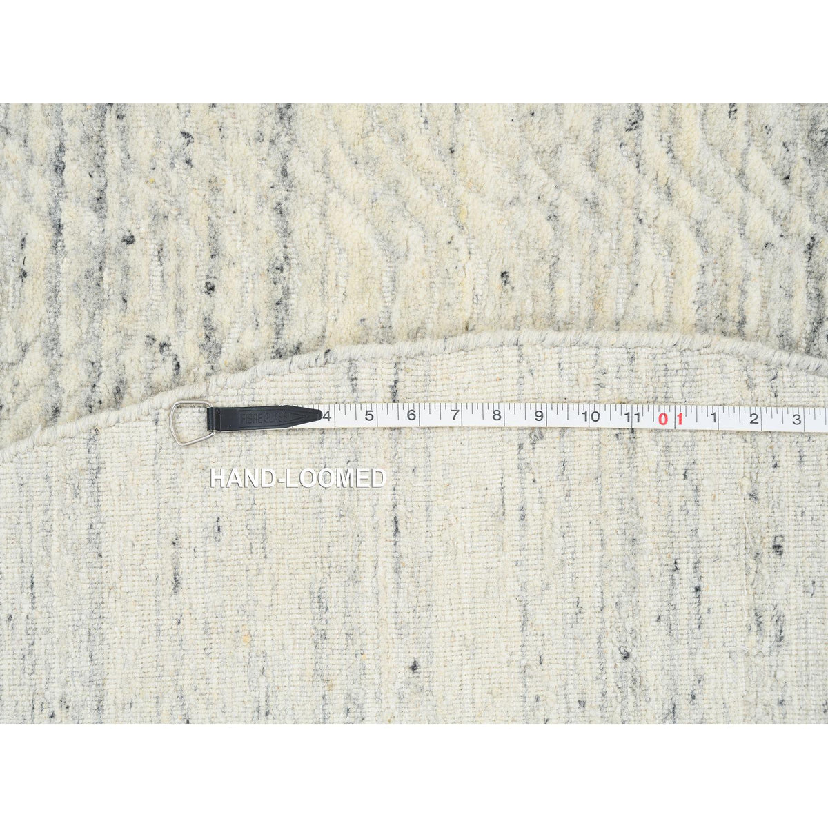 R64838%20008