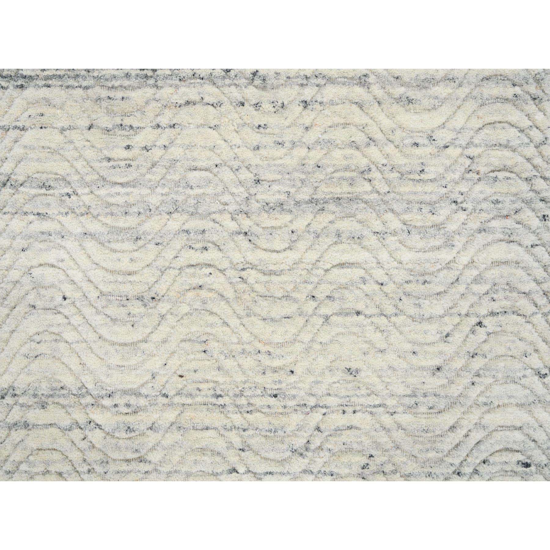 R64840%20005