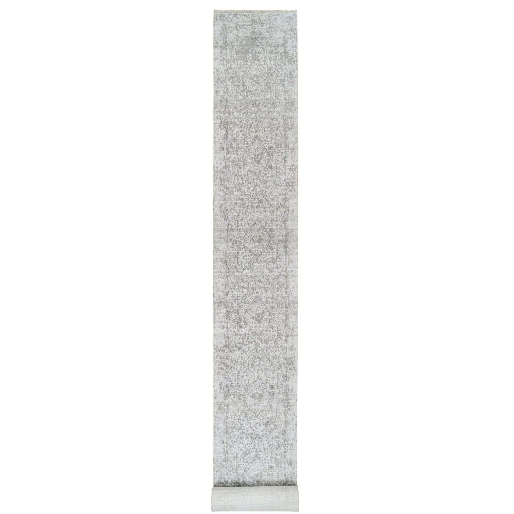 R64844%20001