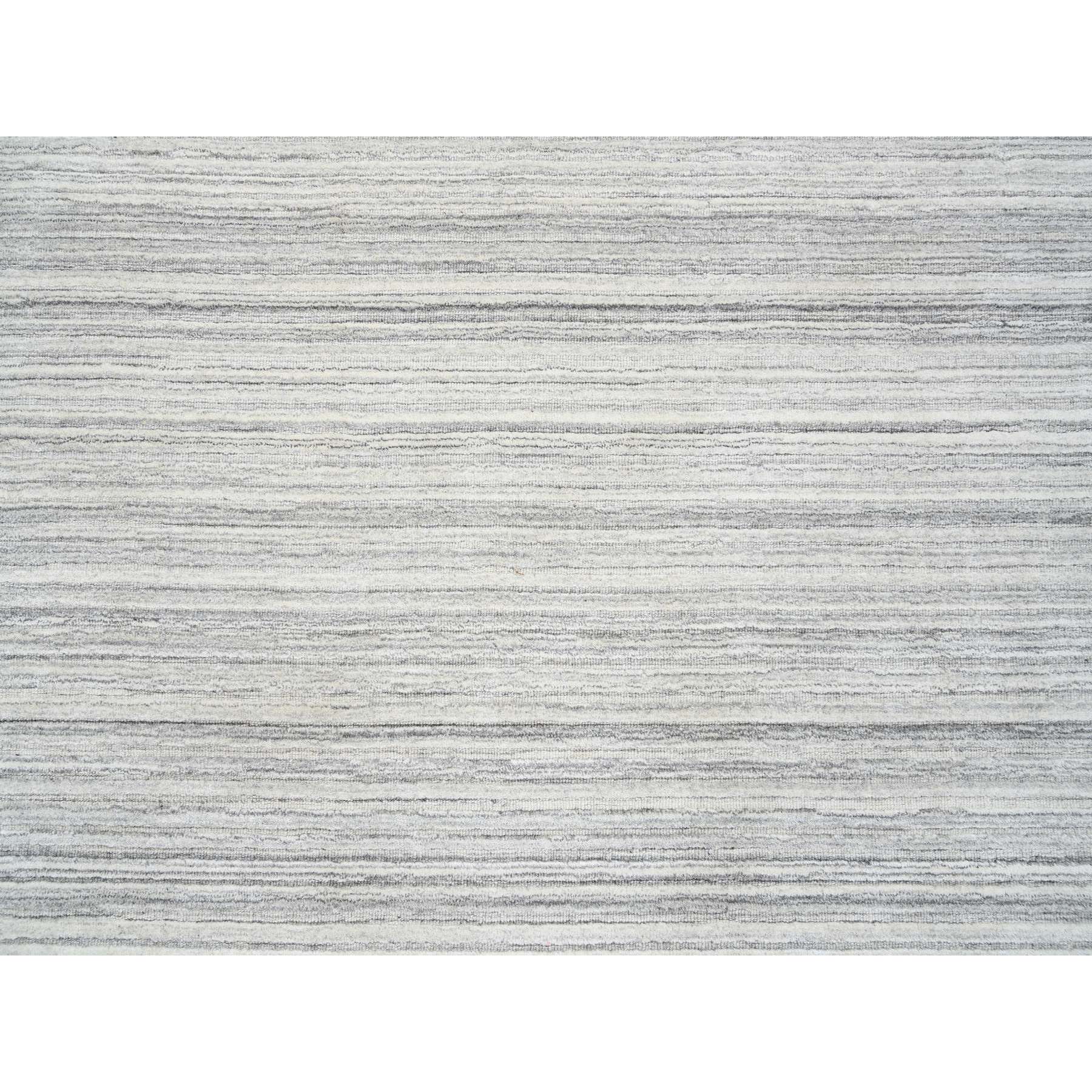 R64980%20009