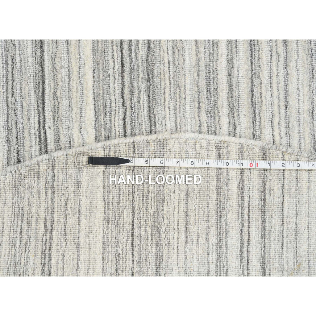 R64984%20008