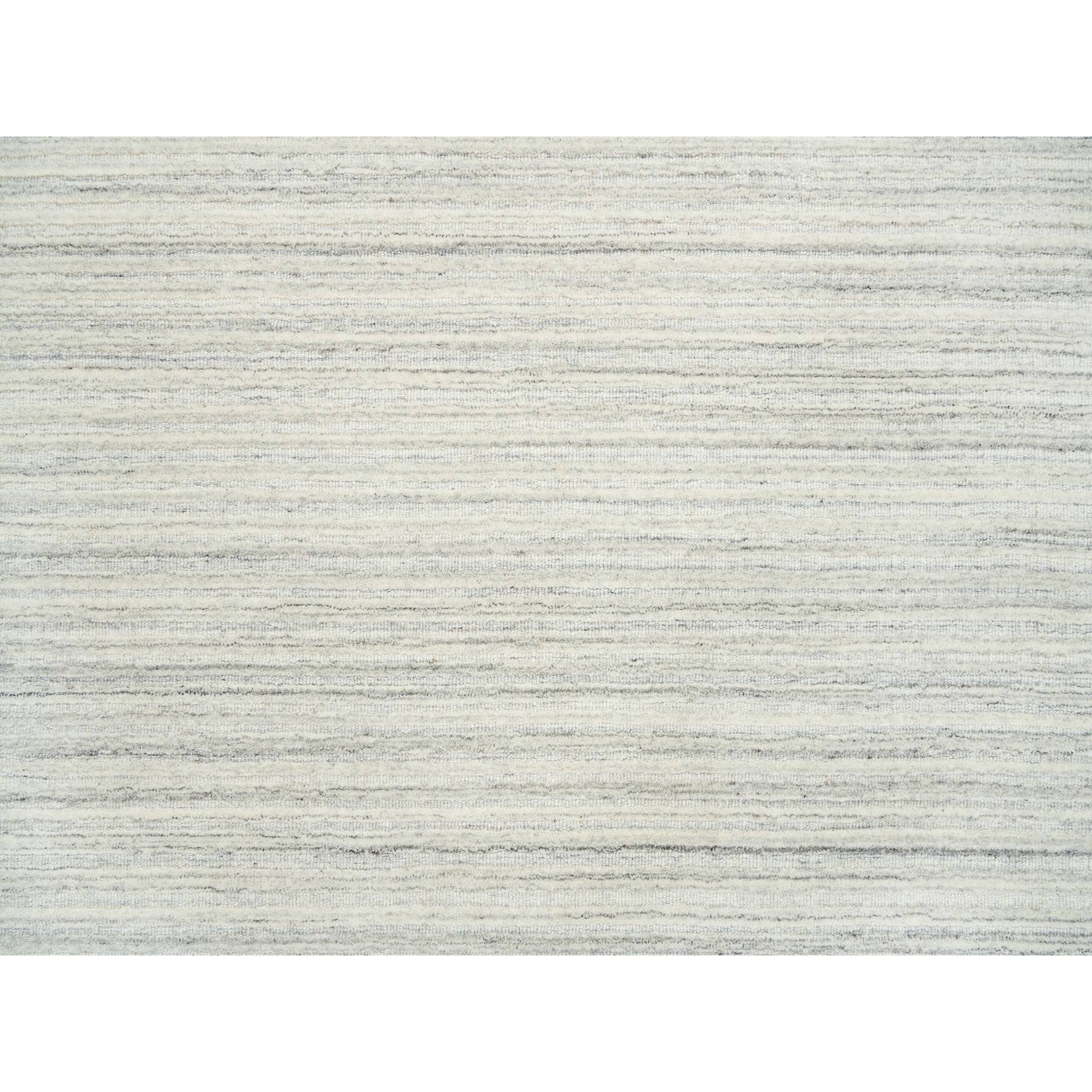 R64994%20009