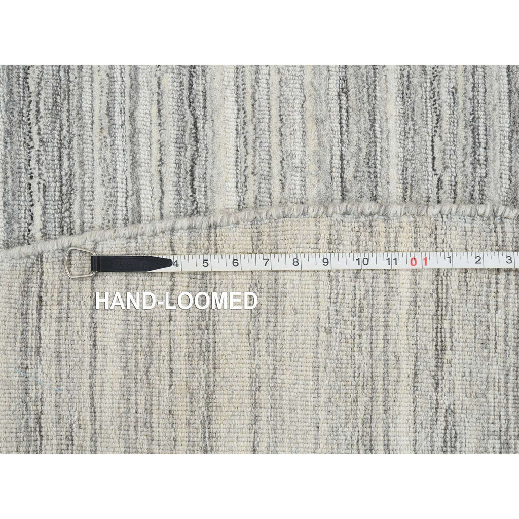 R64995%20012