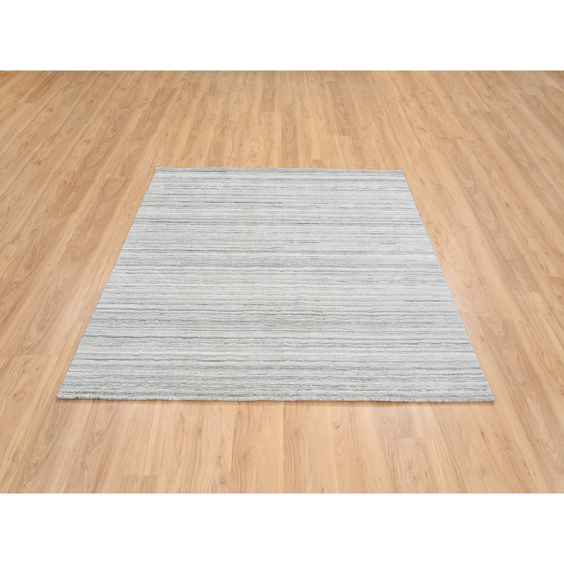 R65012%20002