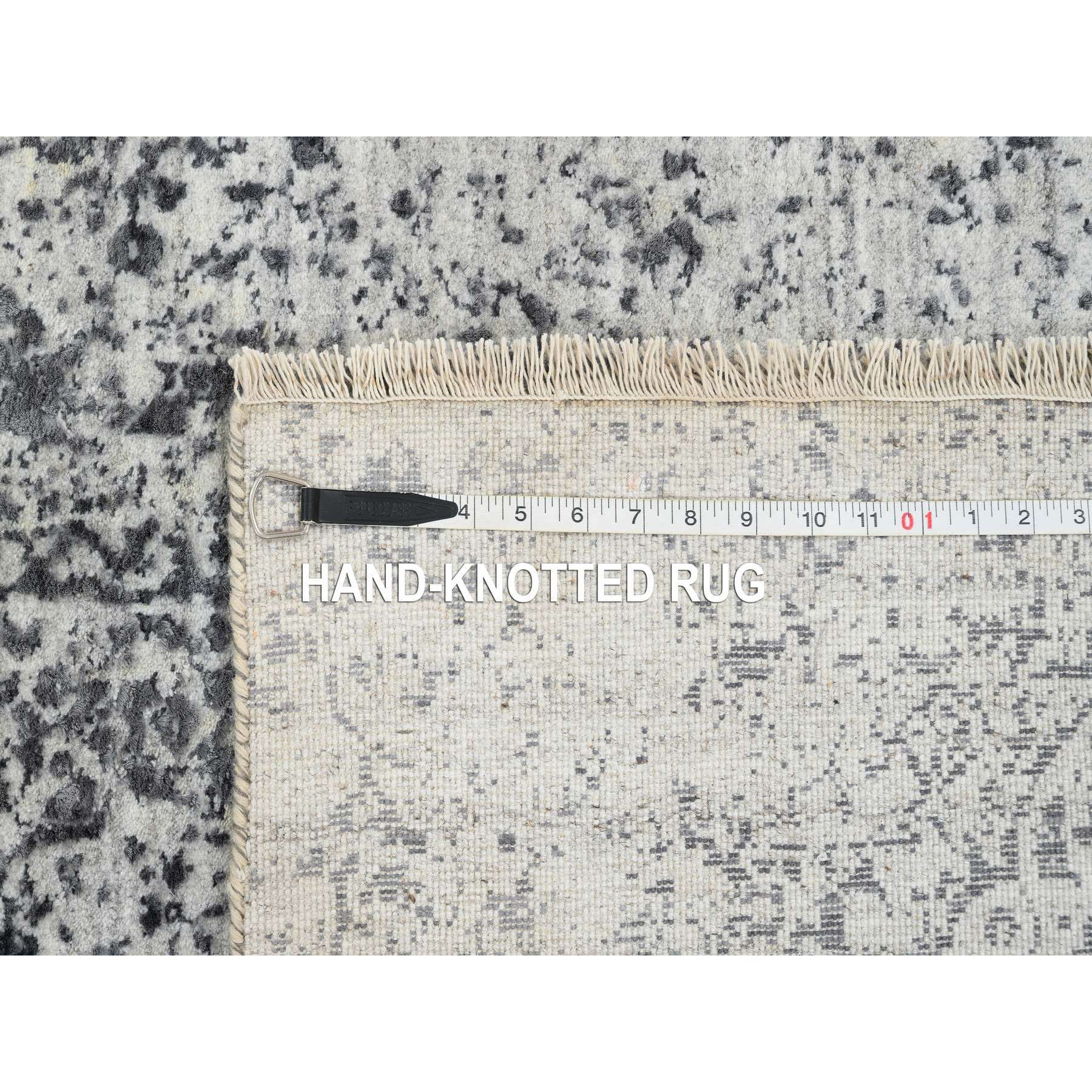 R65023%20008
