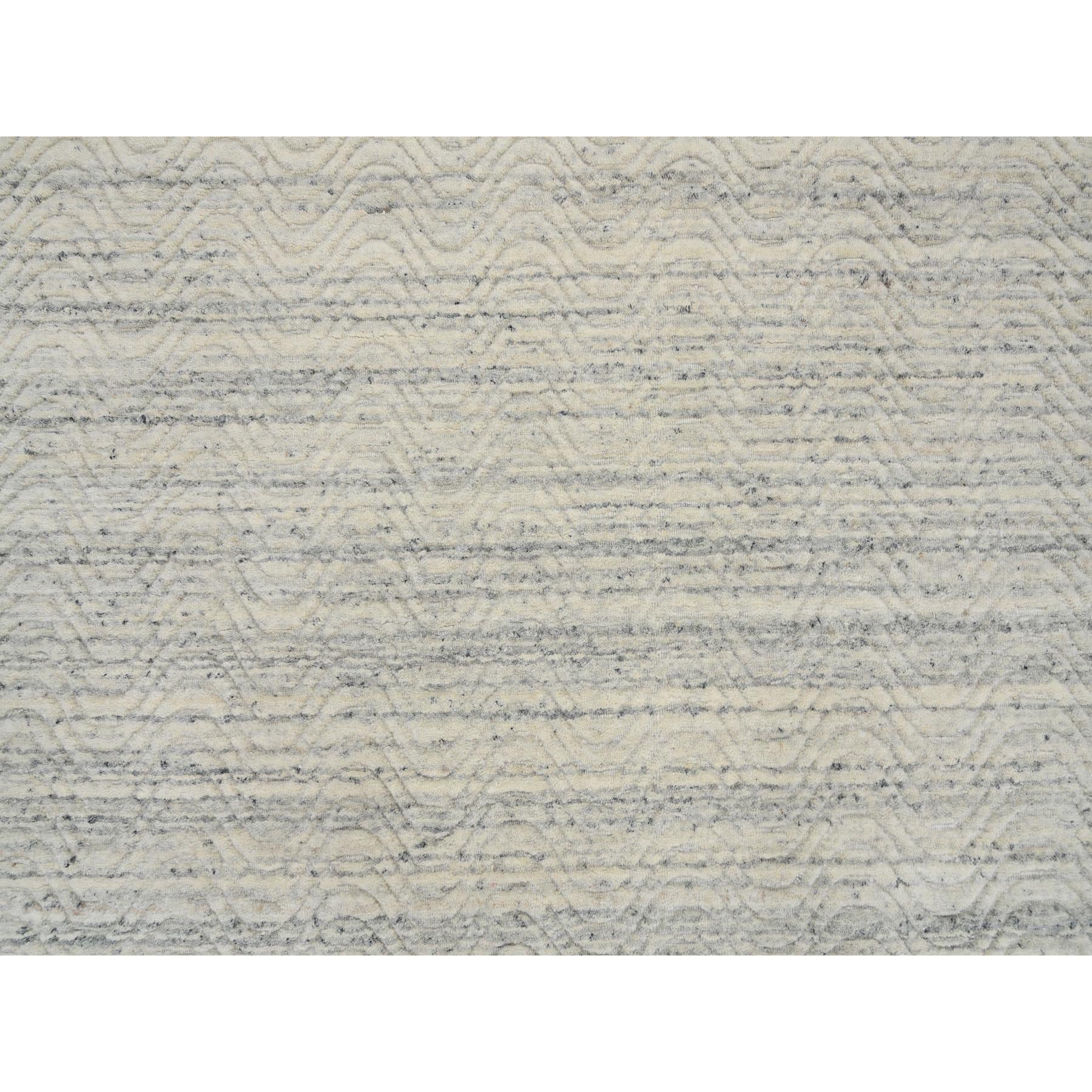 R65024%20005
