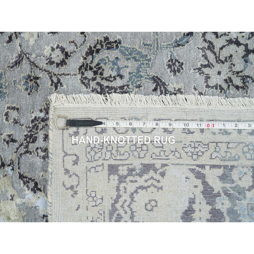 R65025%20012